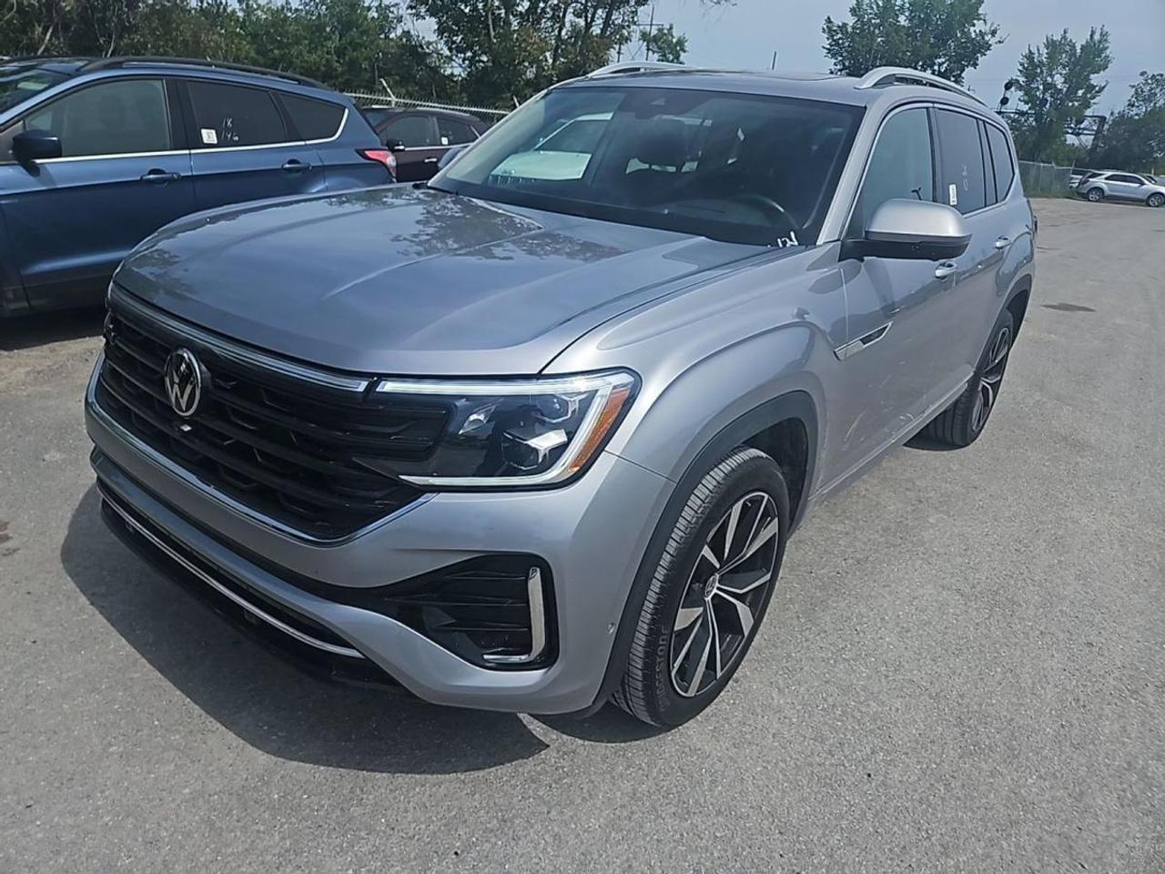 Used 2026 Volkswagen Atlas Execline 2.0 TSI 4MOTION for sale in Belleville, ON