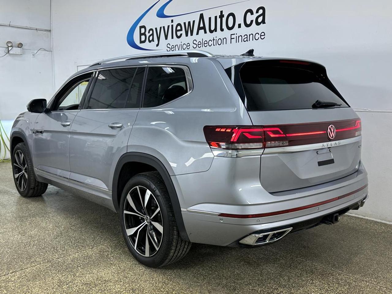 2026 Volkswagen Atlas 2.0 TSI Execline EXECLINE/4MOTION/AWD/7 PASSENGER/PANOROOF/MORE! Photo