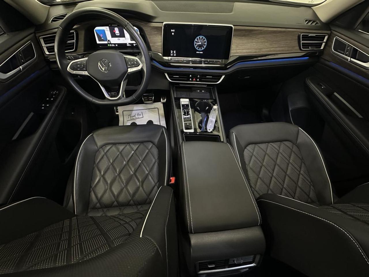 2026 Volkswagen Atlas 2.0 TSI Execline EXECLINE/4MOTION/AWD/7 PASSENGER/PANOROOF/MORE! Photo