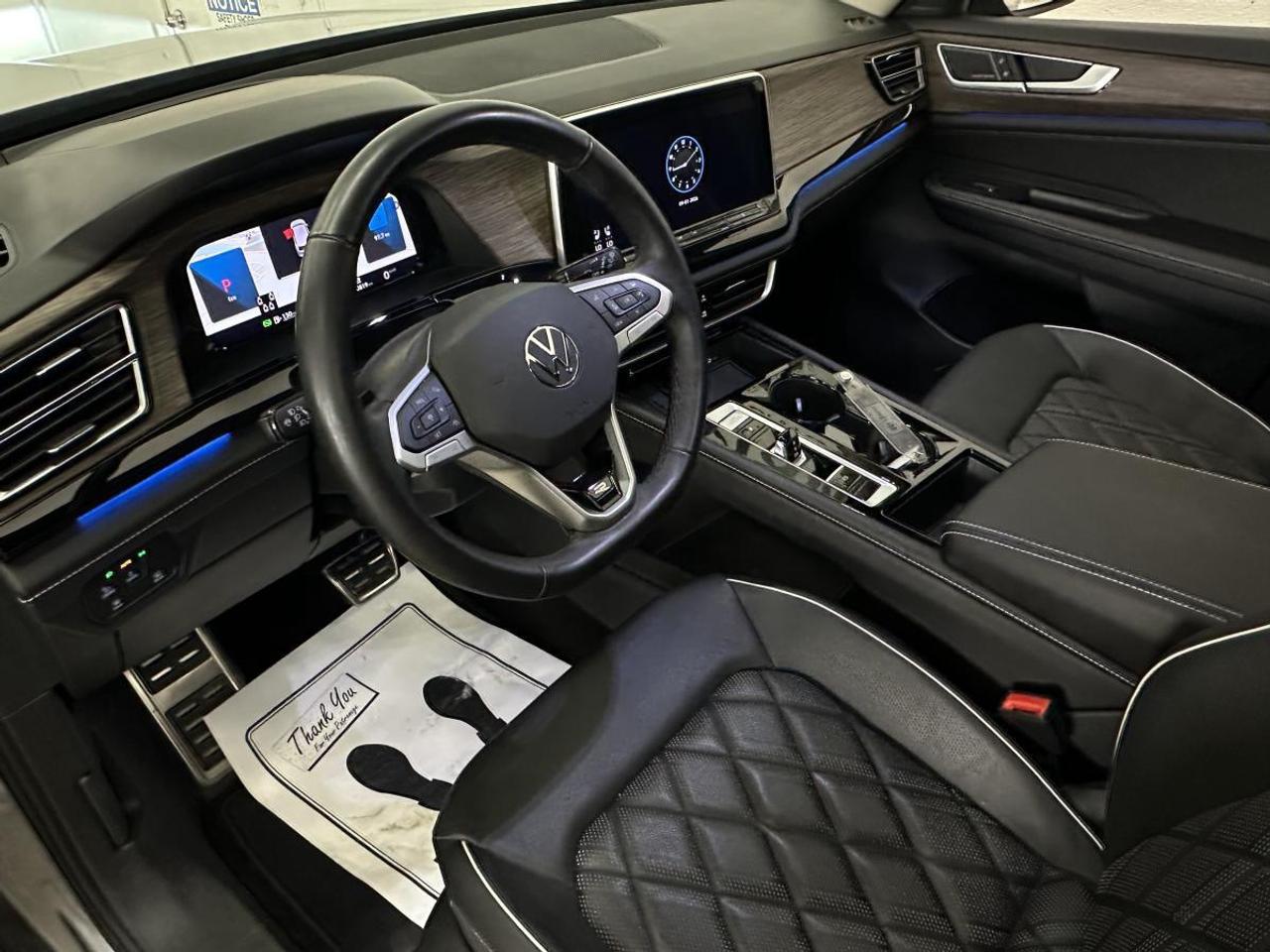 2026 Volkswagen Atlas 2.0 TSI Execline EXECLINE/4MOTION/AWD/7 PASSENGER/PANOROOF/MORE! Photo