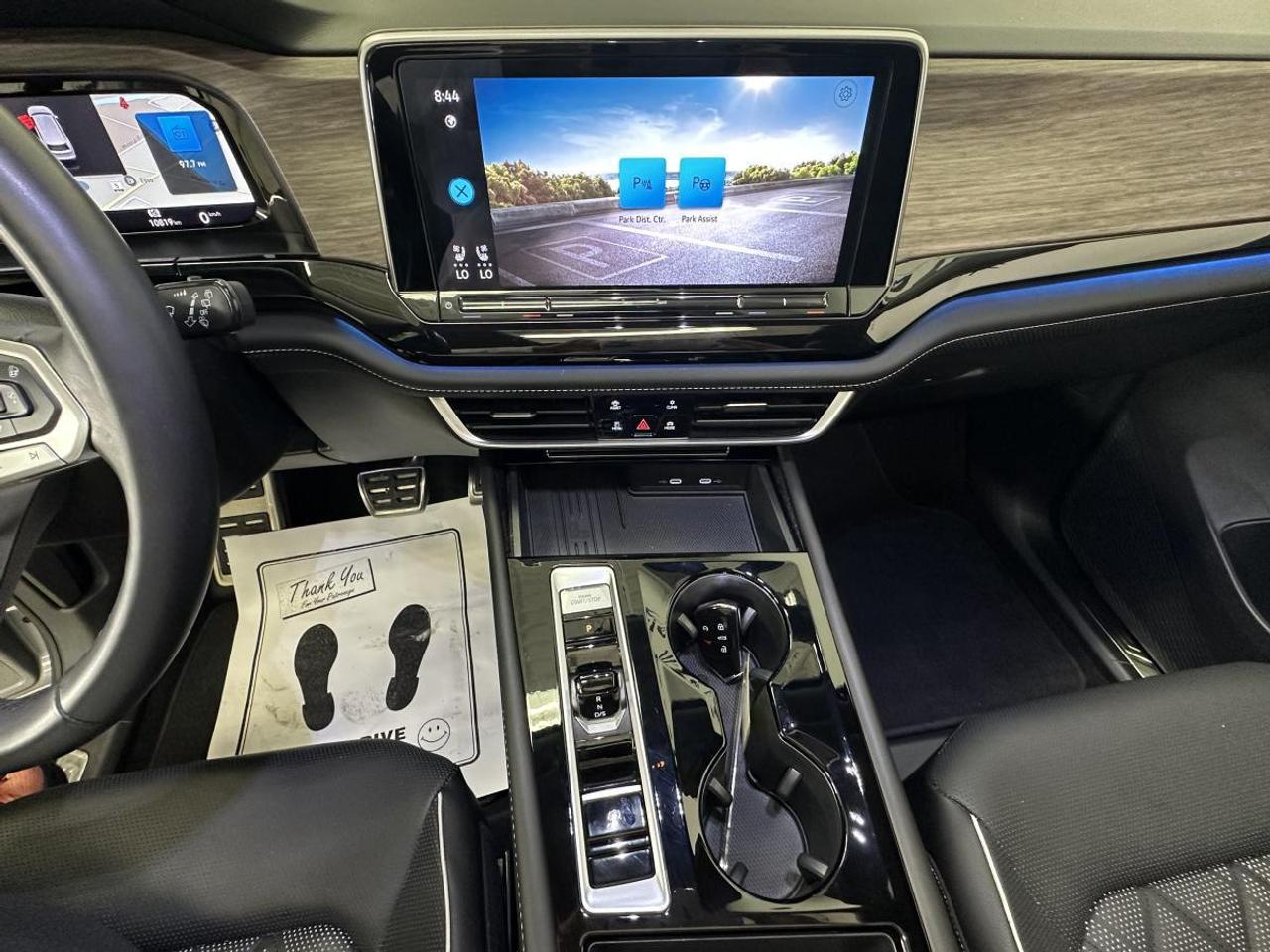 2026 Volkswagen Atlas 2.0 TSI Execline EXECLINE/4MOTION/AWD/7 PASSENGER/PANOROOF/MORE! Photo
