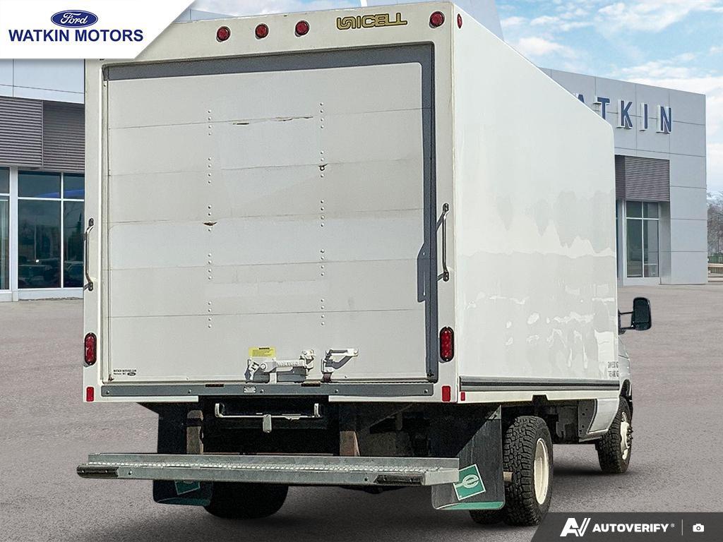 2025 Ford E-450 photo 5