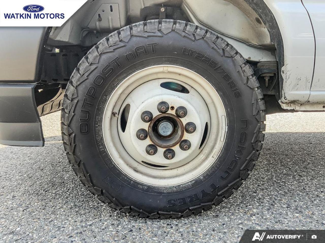 2025 Ford E-450 photo 9