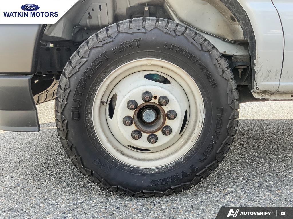 2025 Ford E-450 photo 9