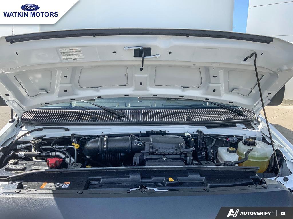 2025 Ford E-450 photo 13