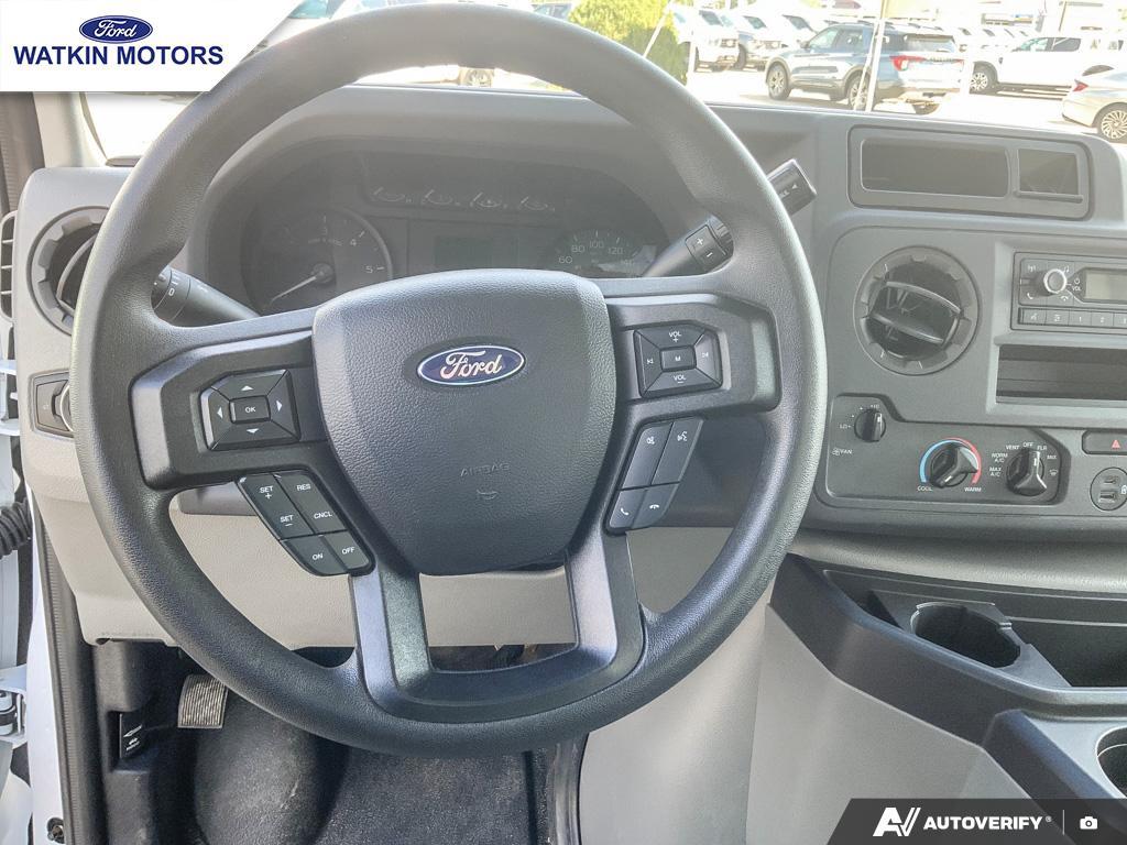 2025 Ford E-450 photo 17