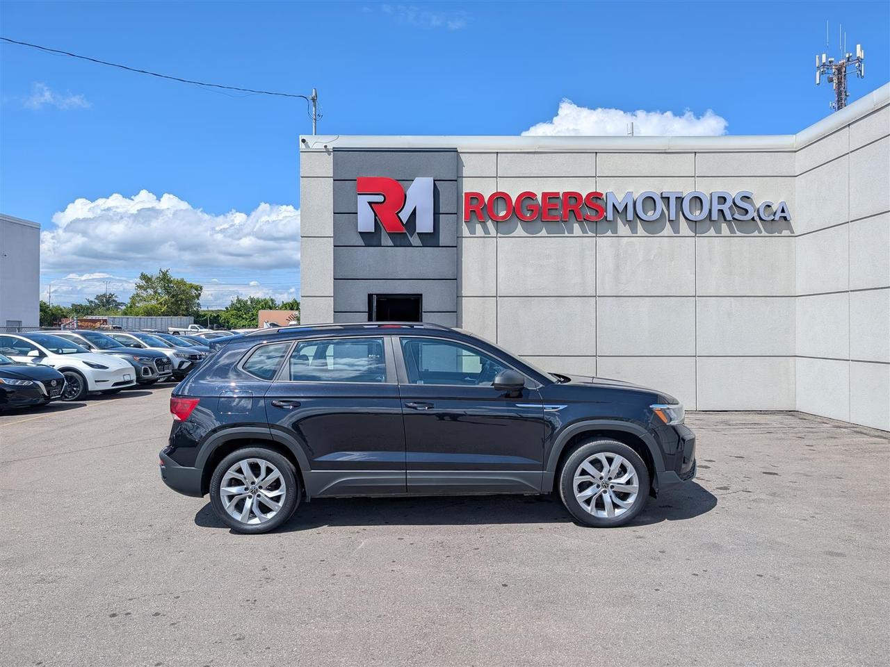 2023 Volkswagen Taos 4MOTION - CARPLAY - REV CAM - TECH FEATS Photo