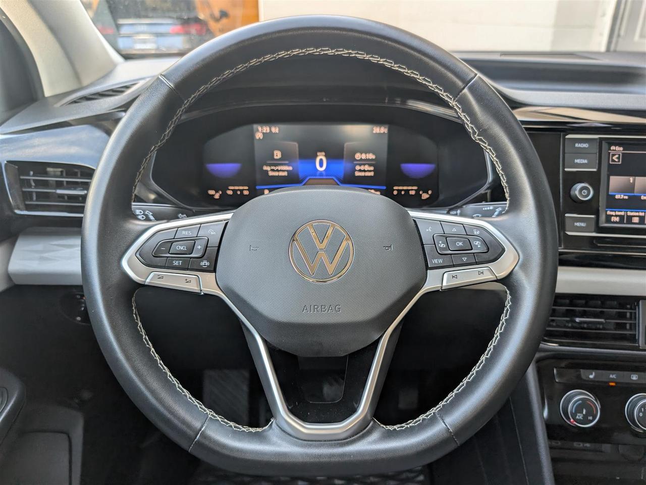 2023 Volkswagen Taos 4MOTION - CARPLAY - REV CAM - TECH FEATS Photo