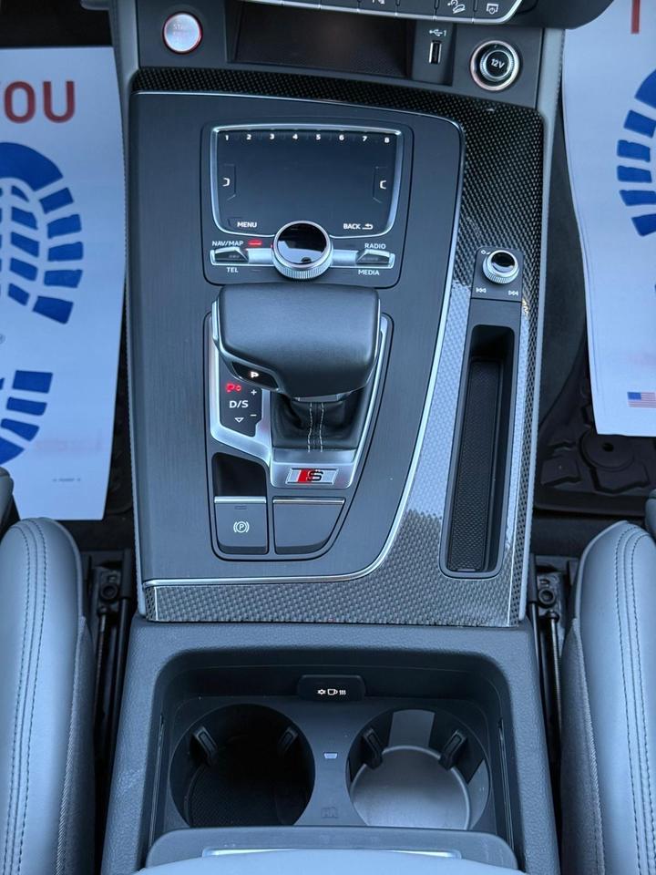 2020 Audi SQ5 Prestige Photo