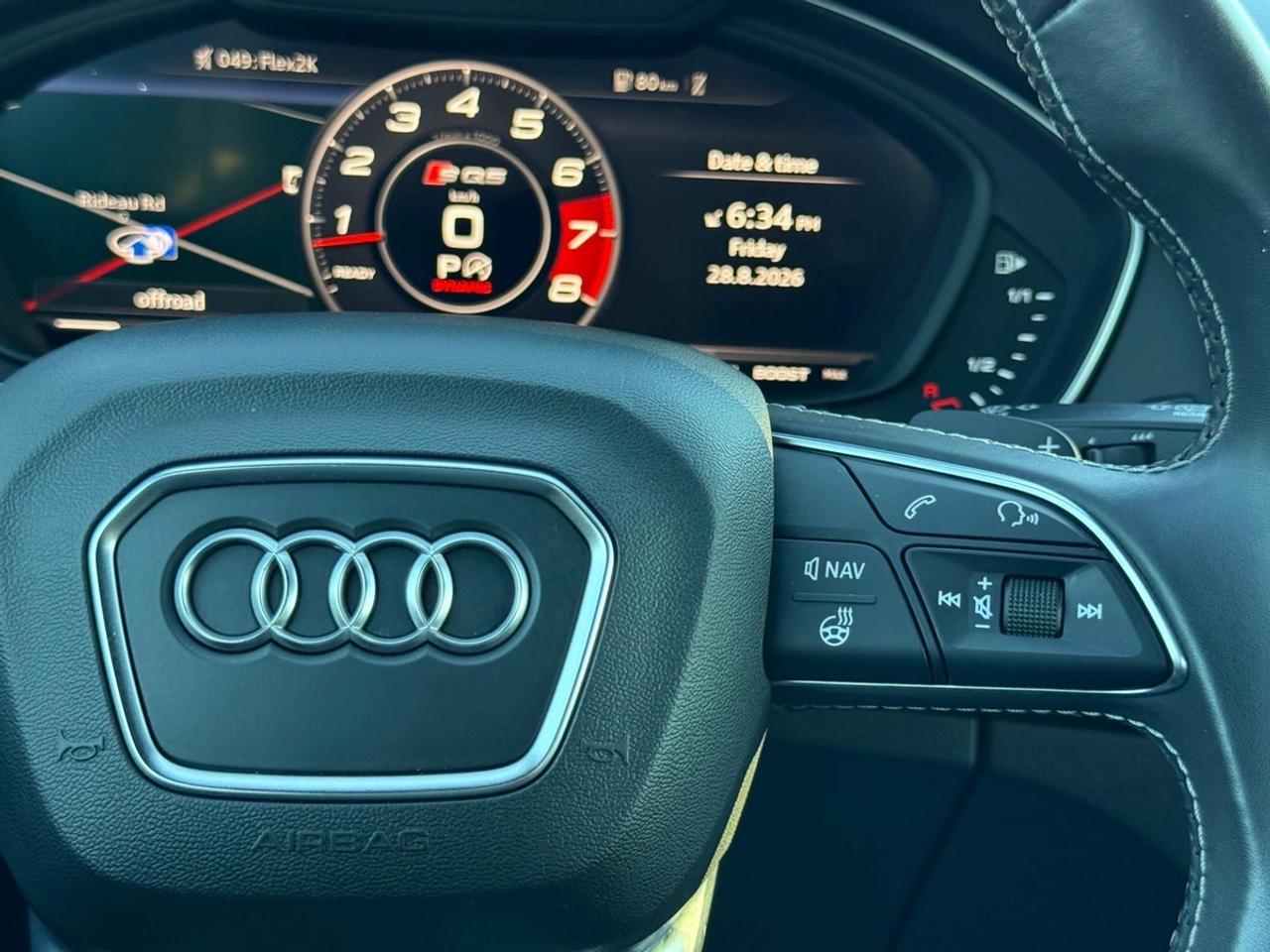2020 Audi SQ5 Prestige Photo
