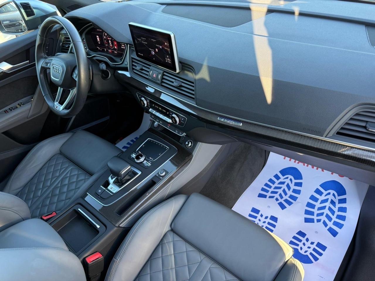 2020 Audi SQ5 Prestige Photo