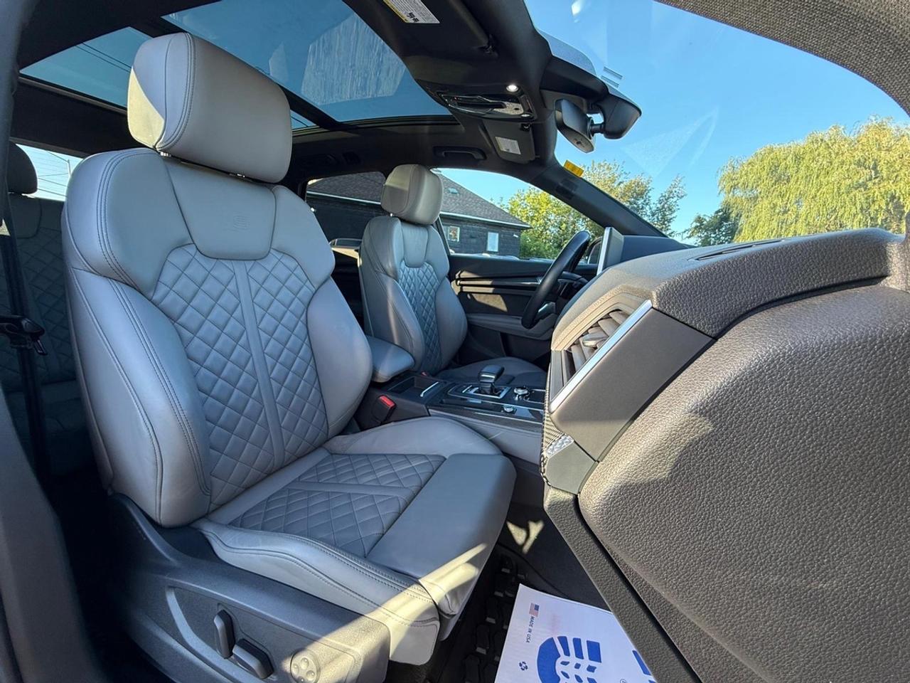 2020 Audi SQ5 Prestige Photo
