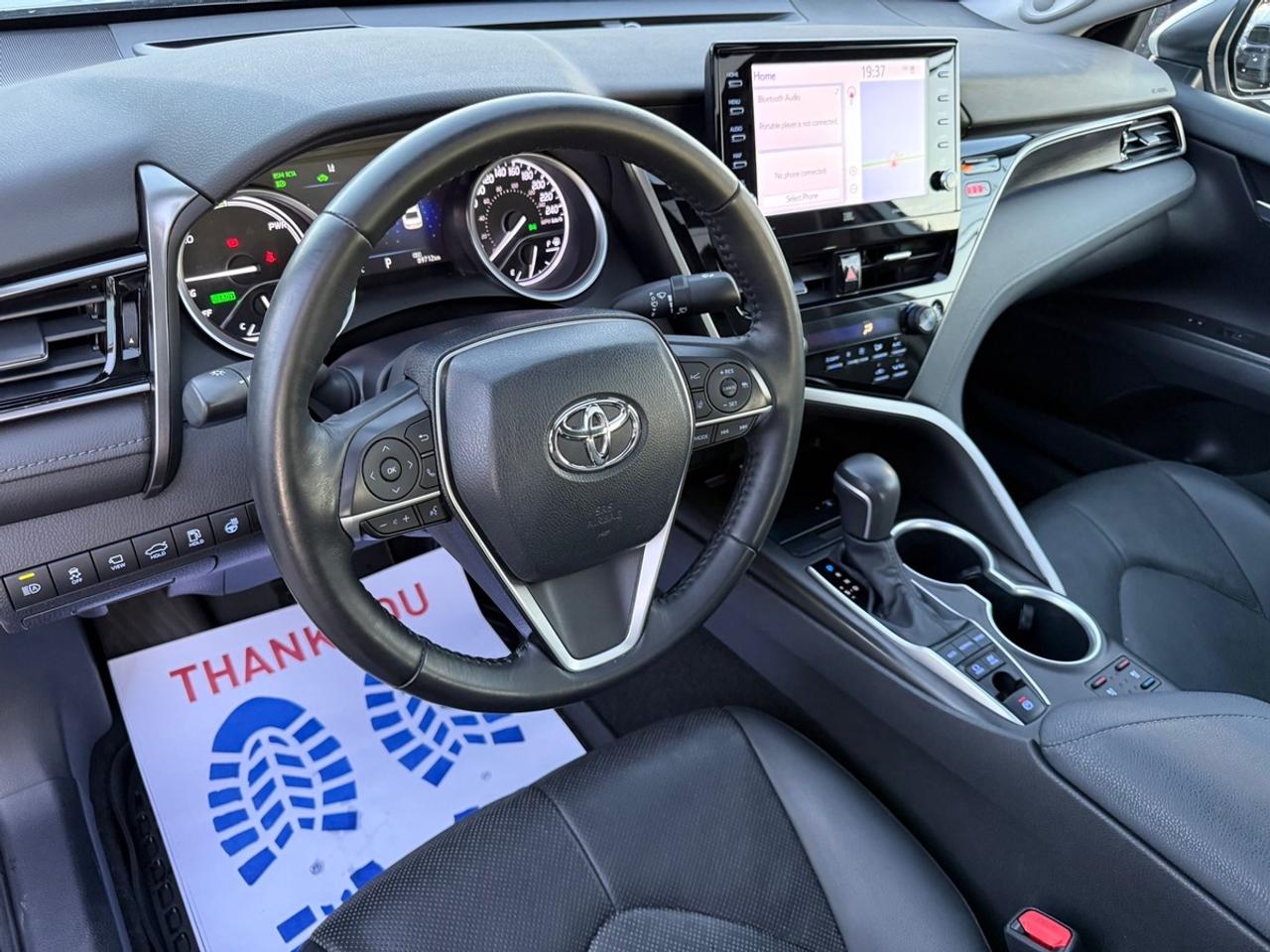 2024 Toyota Camry HYBRID XLE Photo