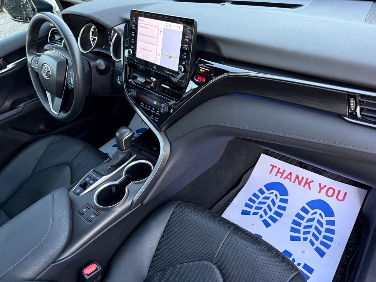 2024 Toyota Camry HYBRID XLE Photo