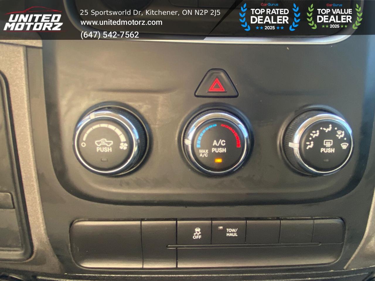 2017 RAM 1500 HEMI 5.7L CREW CAB 140.5" 4WD V8~CERTIFIED~ Photo