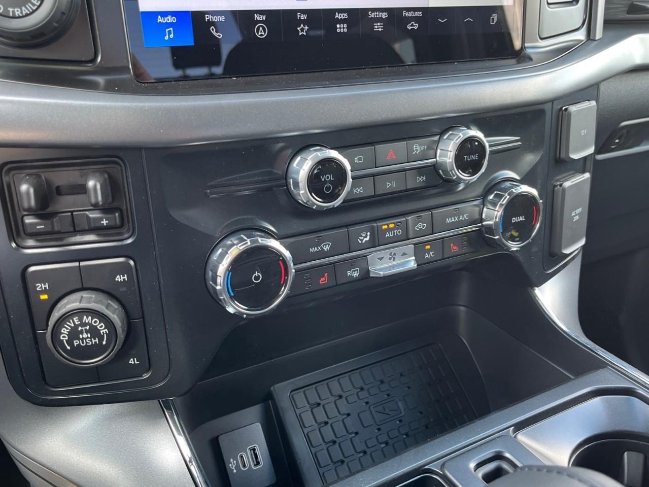 2026 Ford F-150 XLT Photo