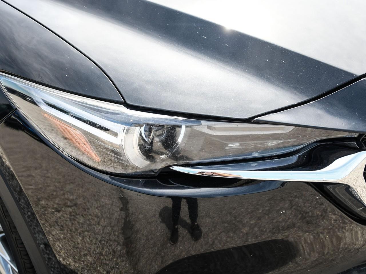 2019 Mazda CX-5 Signature NAV | SUNROOF | HTD & COOLED SEATS Photo