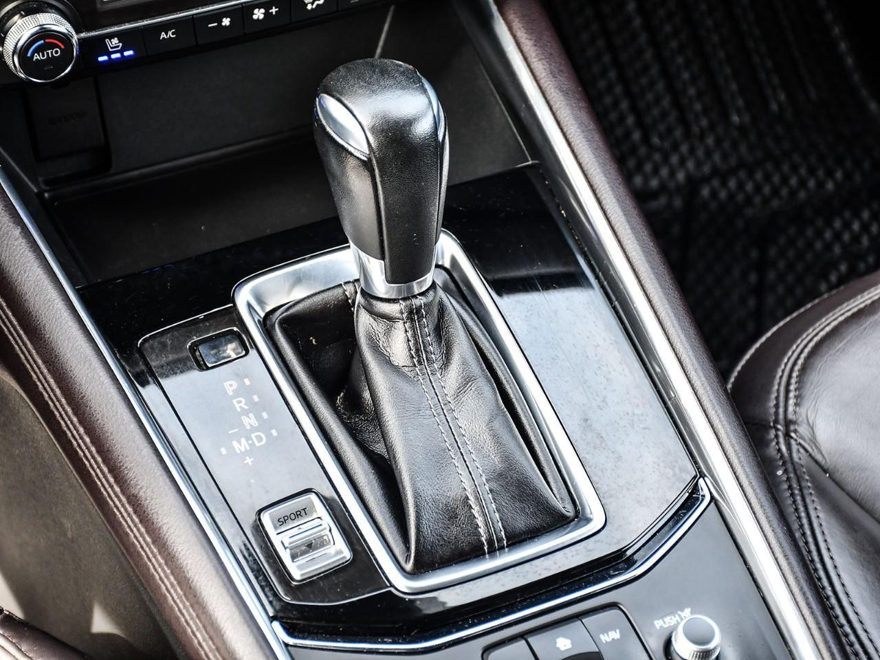 2019 Mazda CX-5 Signature NAV | SUNROOF | HTD & COOLED SEATS Photo