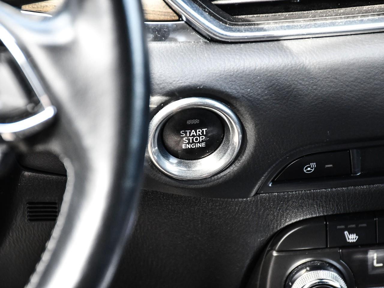 2019 Mazda CX-5 Signature NAV | SUNROOF | HTD & COOLED SEATS Photo