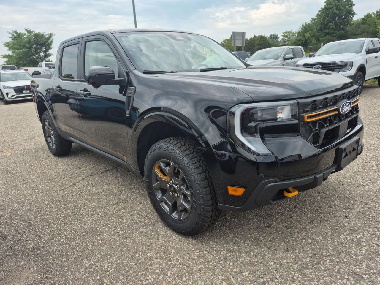 2026 Ford Maverick TREMOR AWD, MOON ROOF, ADAPTIVE CRUISE, 360 CAM Photo3