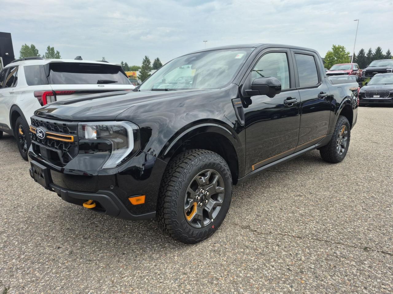 2026 Ford Maverick TREMOR AWD, MOON ROOF, ADAPTIVE CRUISE, 360 CAM Photo0