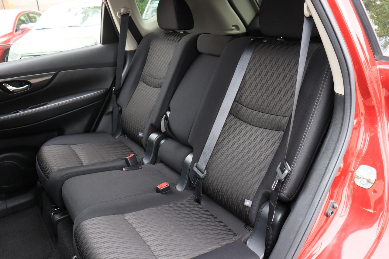 2020 Nissan Rogue SE | Cam | Alloys | Bluetooth | Tints | Clean CRFX Photo