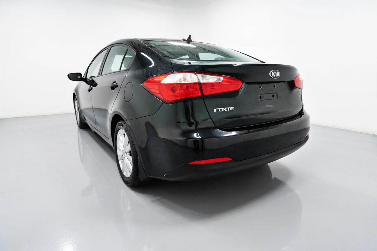 2015 Kia Forte LX+ LOW KM.ALL SERVICE RECORDS.0 CLAIM Photo
