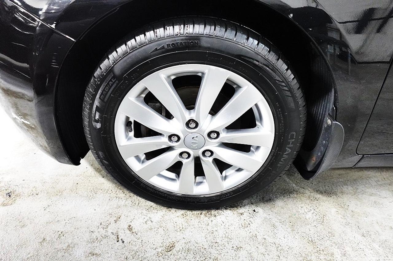 2015 Kia Forte LX+ LOW KM.ALL SERVICE RECORDS.0 CLAIM Photo