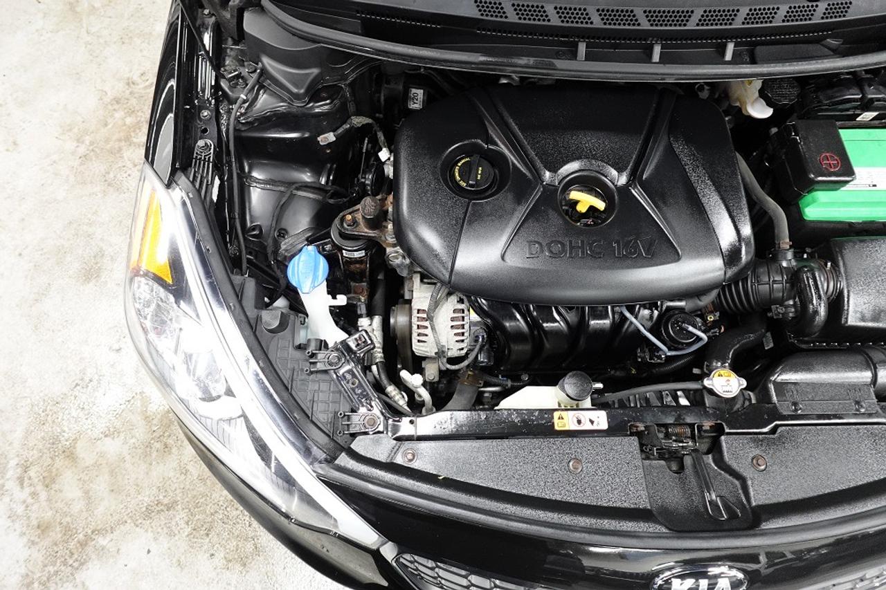 2015 Kia Forte LX+ LOW KM.ALL SERVICE RECORDS.0 CLAIM Photo