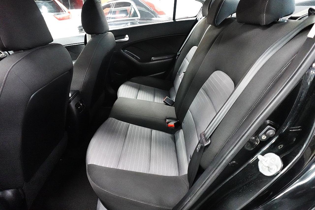2015 Kia Forte LX+ LOW KM.ALL SERVICE RECORDS.0 CLAIM Photo