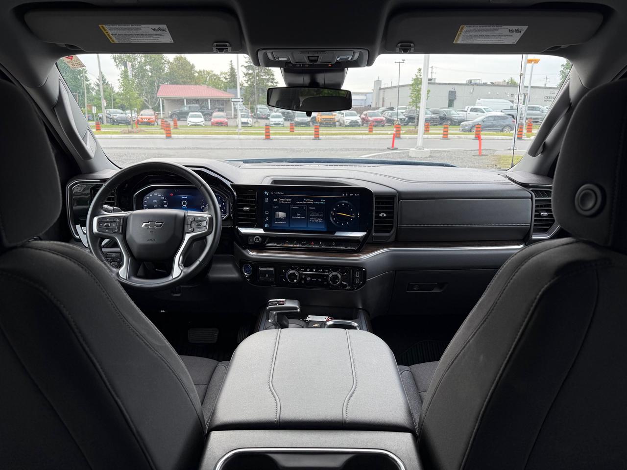 2023 Chevrolet Silverado 1500 RST 6.2L! Heated Steering and Seats ! Photo