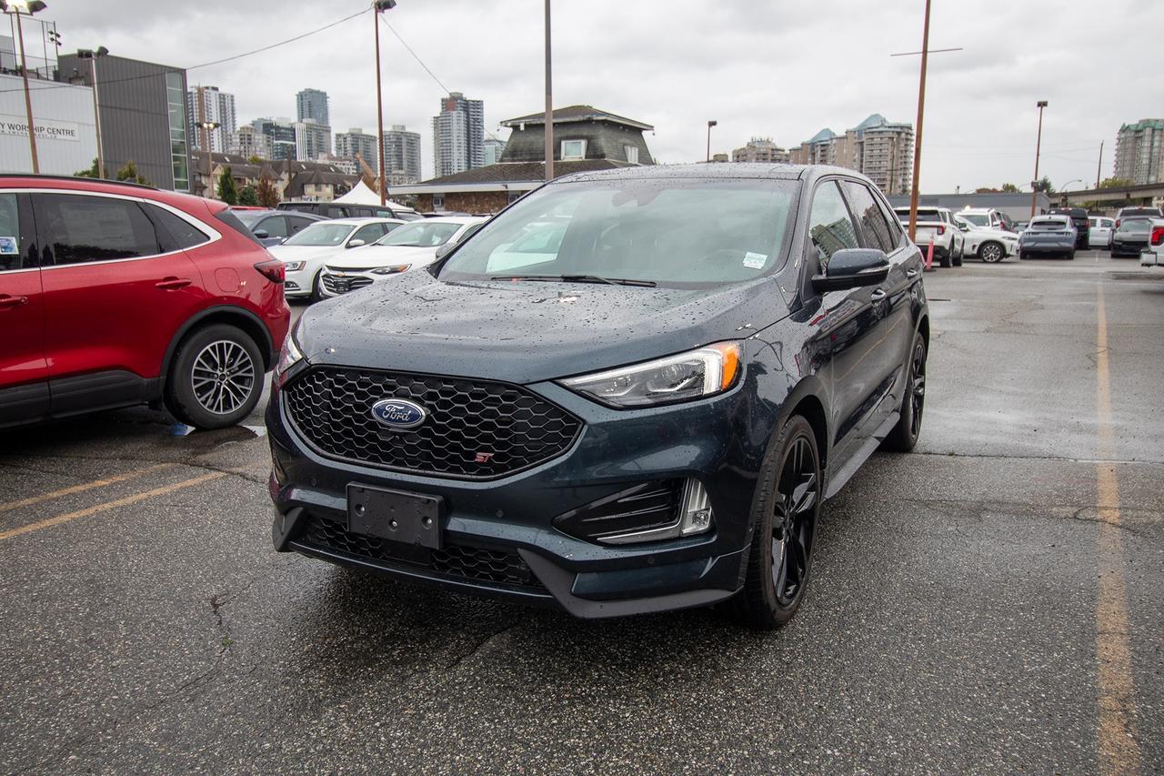 2022 Ford Edge ST AWD Photo0