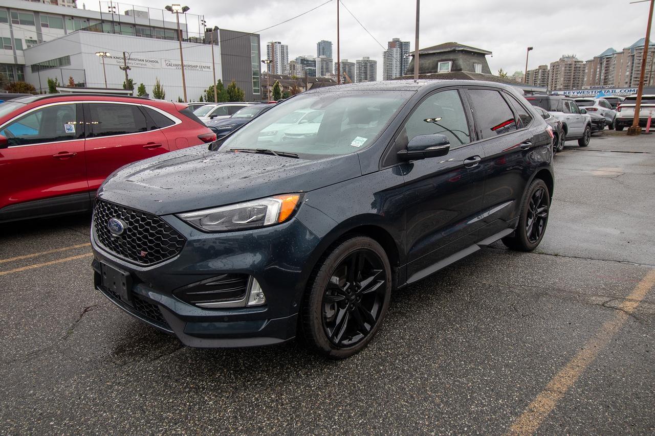2022 Ford Edge ST AWD Photo1