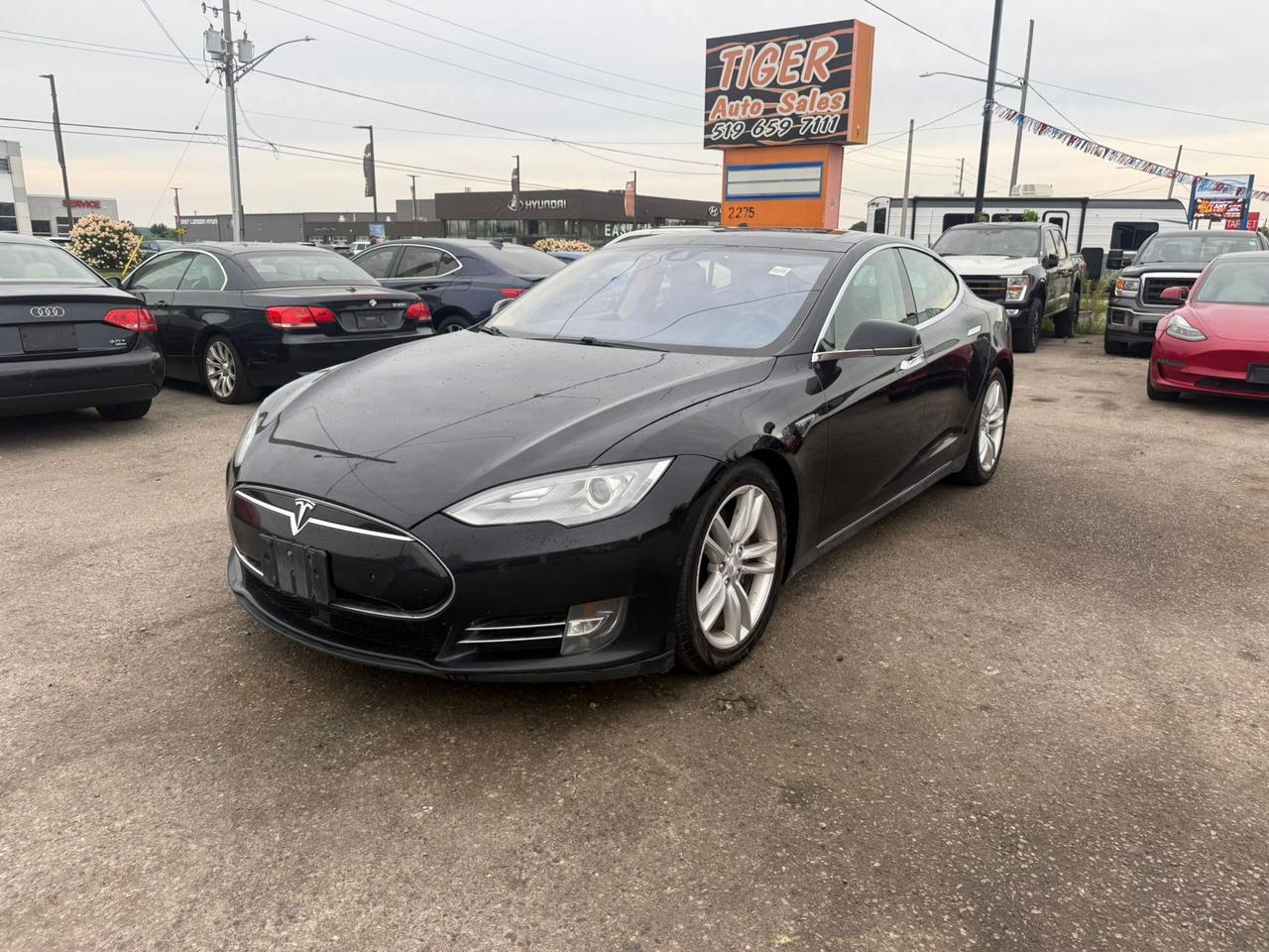 Used 2015 Tesla Model S 85D for sale in London, ON