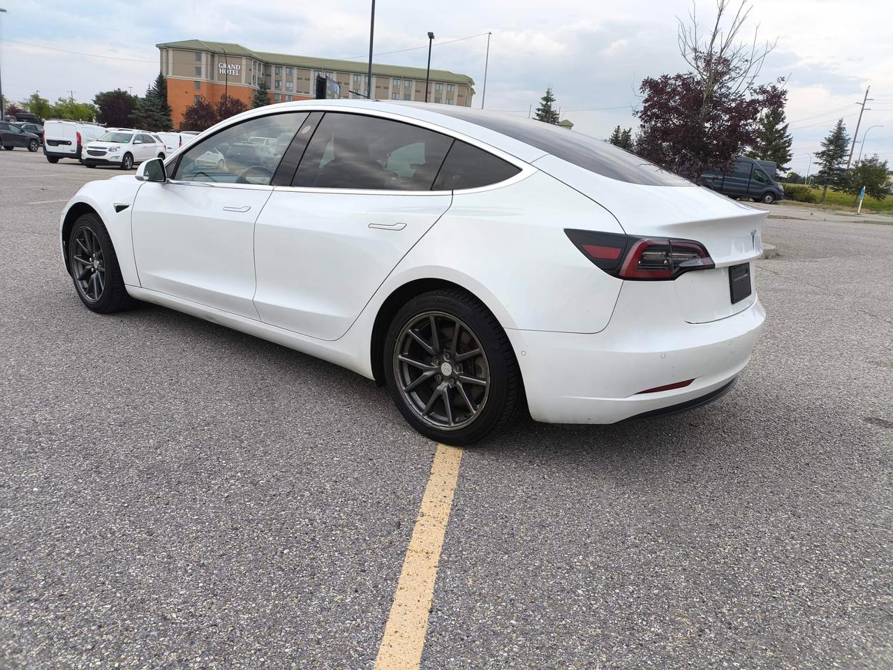 2020 Tesla Model 3  - Photo #7