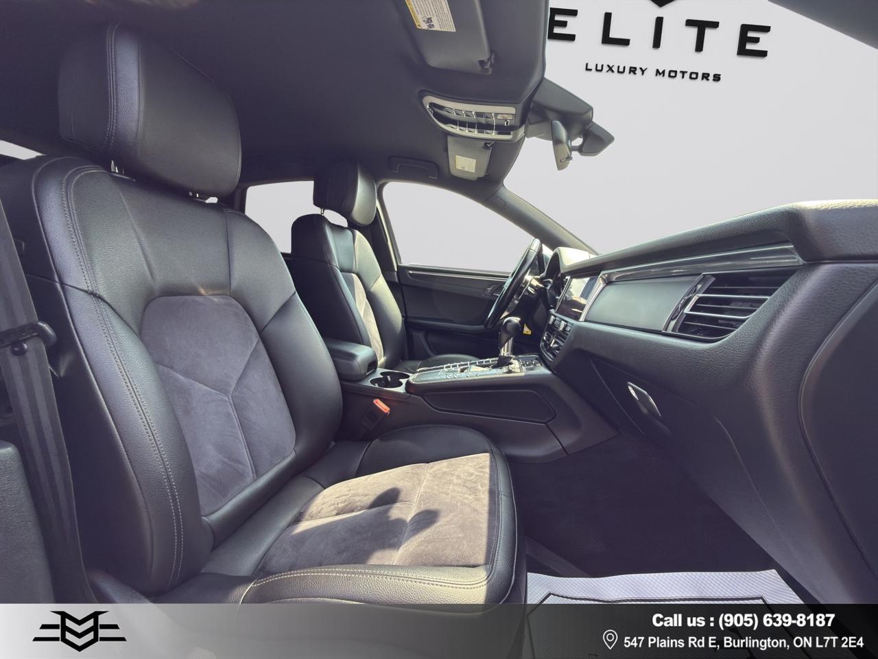 2020 Porsche Macan AWD - Navigation - Leather - Sunroof !! Photo