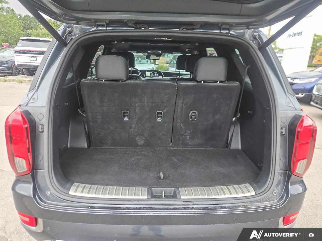 2020 Hyundai PALISADE Ultimate 7 Passenger 7 PASSENGER | HEADS UP DISPLAY | LEATHER Photo