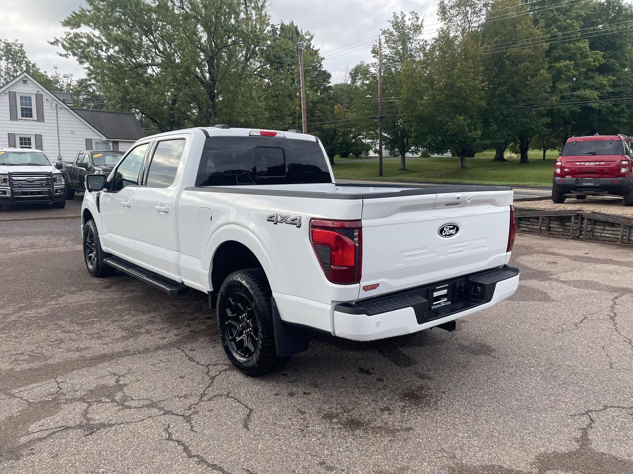2026 Ford F-150 XLT Photo4