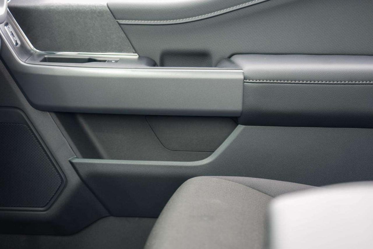 2026 Ford F-150 XLT HYBRID 4X4 SUPERCREW 5.5' BOX SPORT CLOTH SEAT Photo