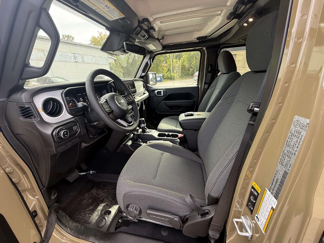 2027 Jeep Gladiator Willys 4x4 Photo