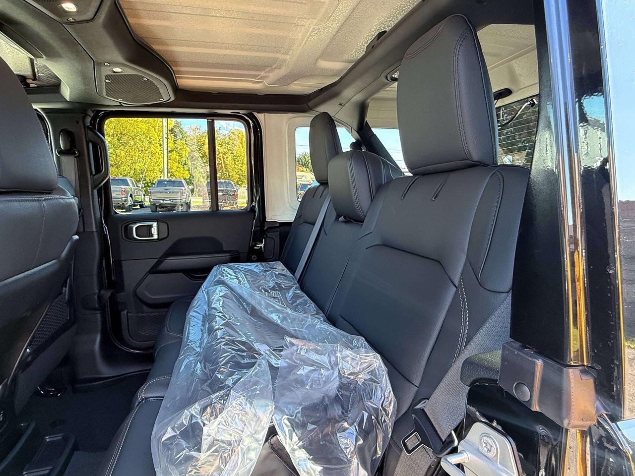2027 Jeep Wrangler Sahara 4 Door 4x4 Photo