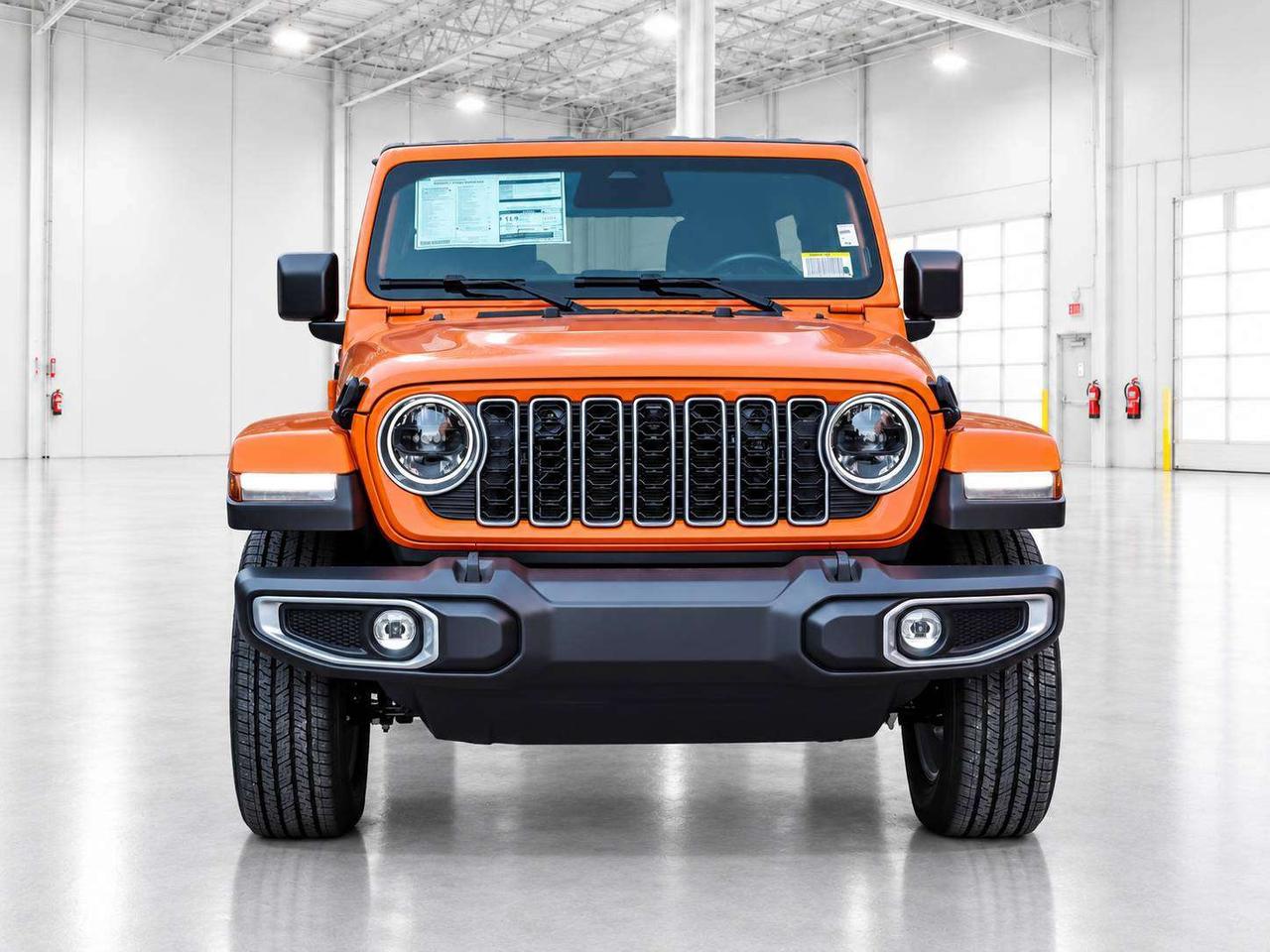 2027 Jeep Wrangler SAHARA | Painted Hardtop | Leather | 12.3" Display Photo