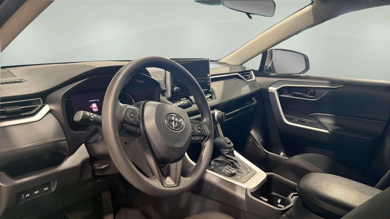 2023 Toyota RAV4 HYBRID LE | CLEAN CARFAX | CARPLAY | HTD SEATS Photo