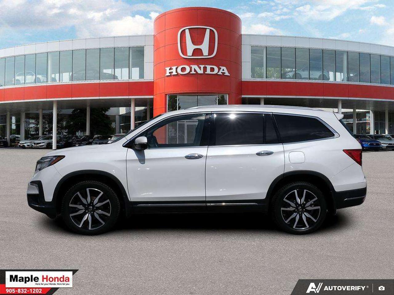 2022 Honda Pilot 7 Passenger| Leather Seats| Navi| Heated Seats Photo