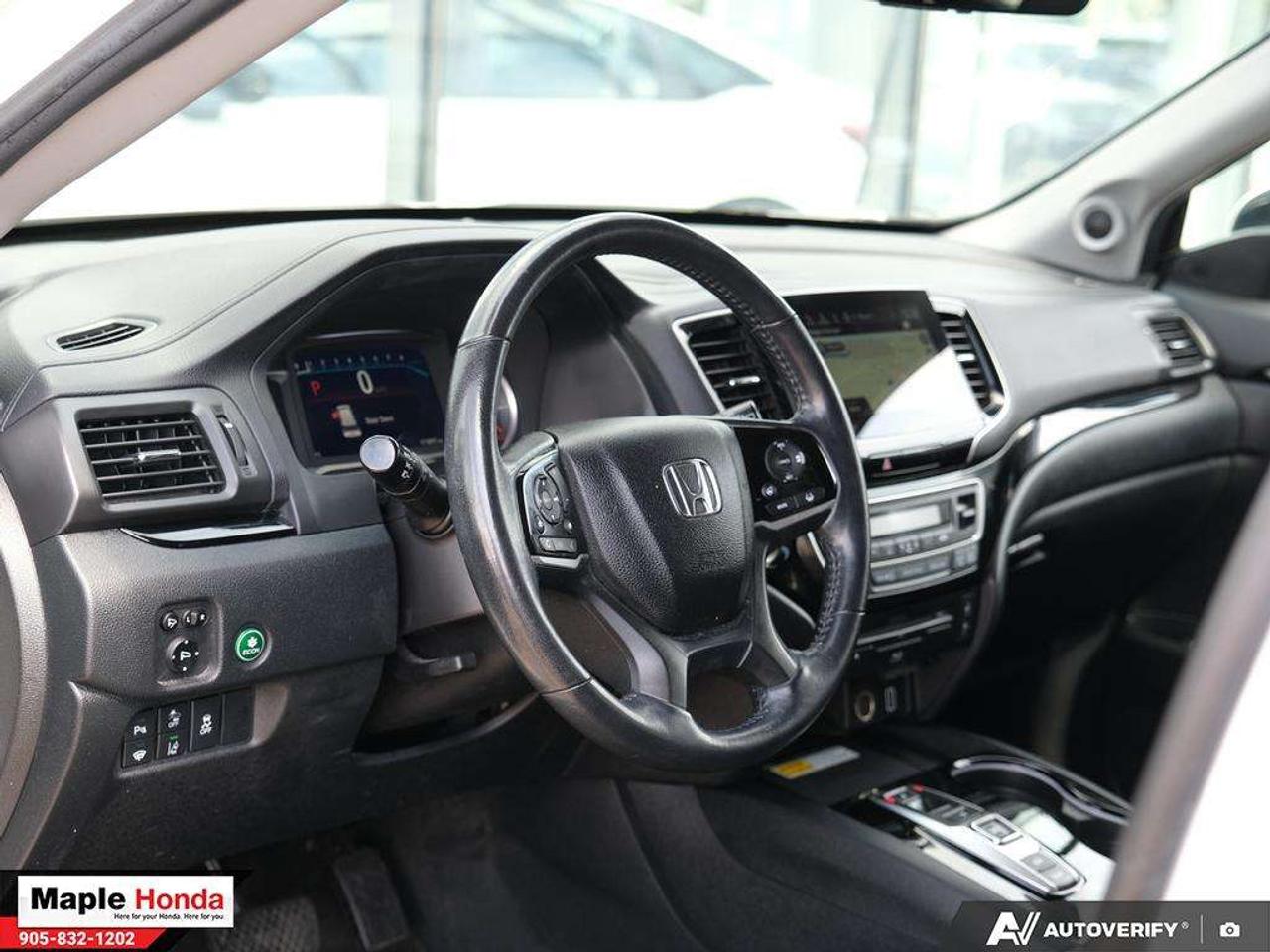 2022 Honda Pilot 7 Passenger| Leather Seats| Navi| Heated Seats Photo