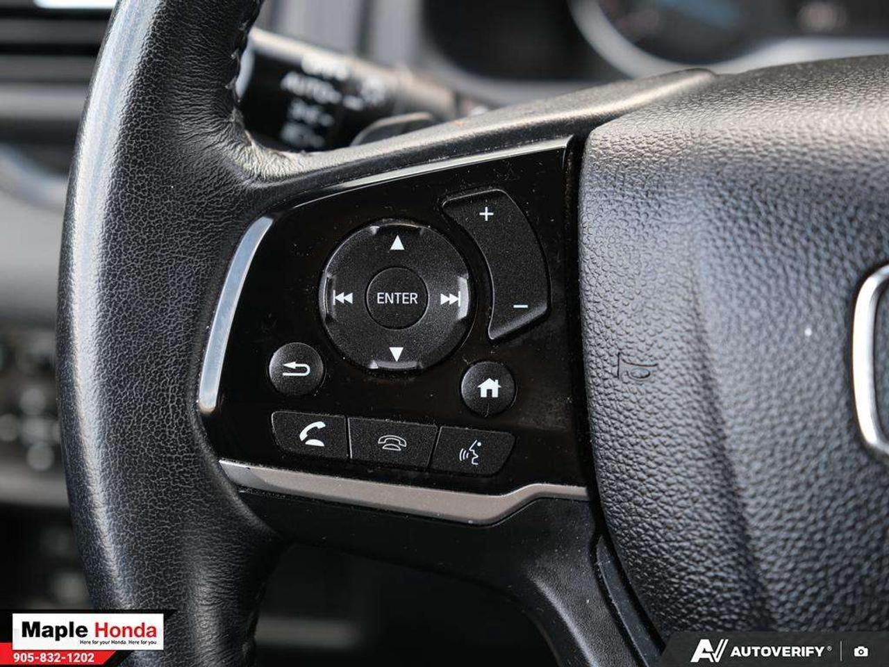 2022 Honda Pilot 7 Passenger| Leather Seats| Navi| Heated Seats Photo