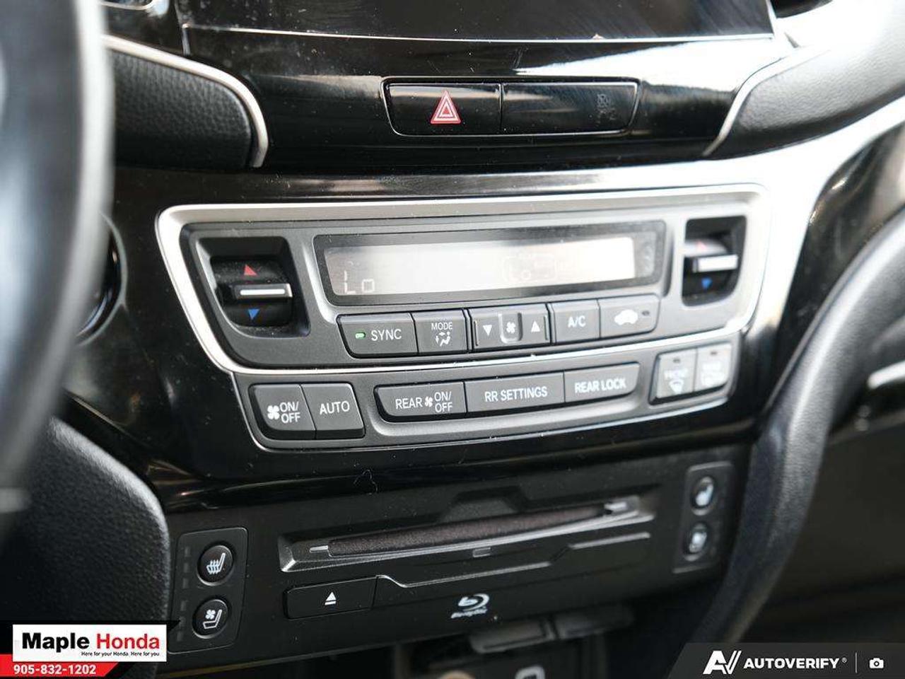 2022 Honda Pilot 7 Passenger| Leather Seats| Navi| Heated Seats Photo