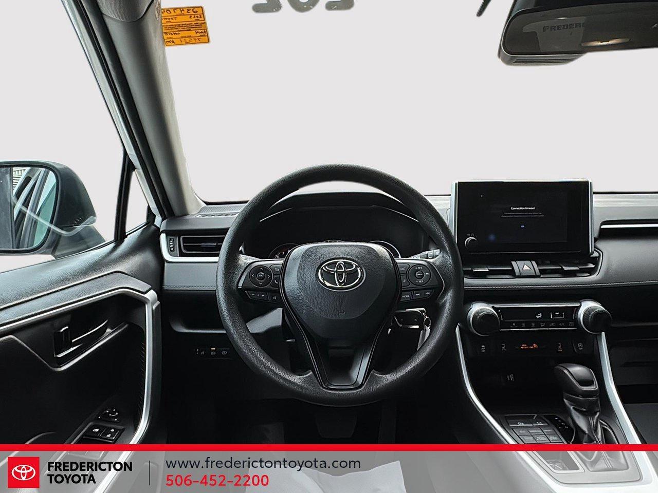2023 Toyota RAV4 LE Photo