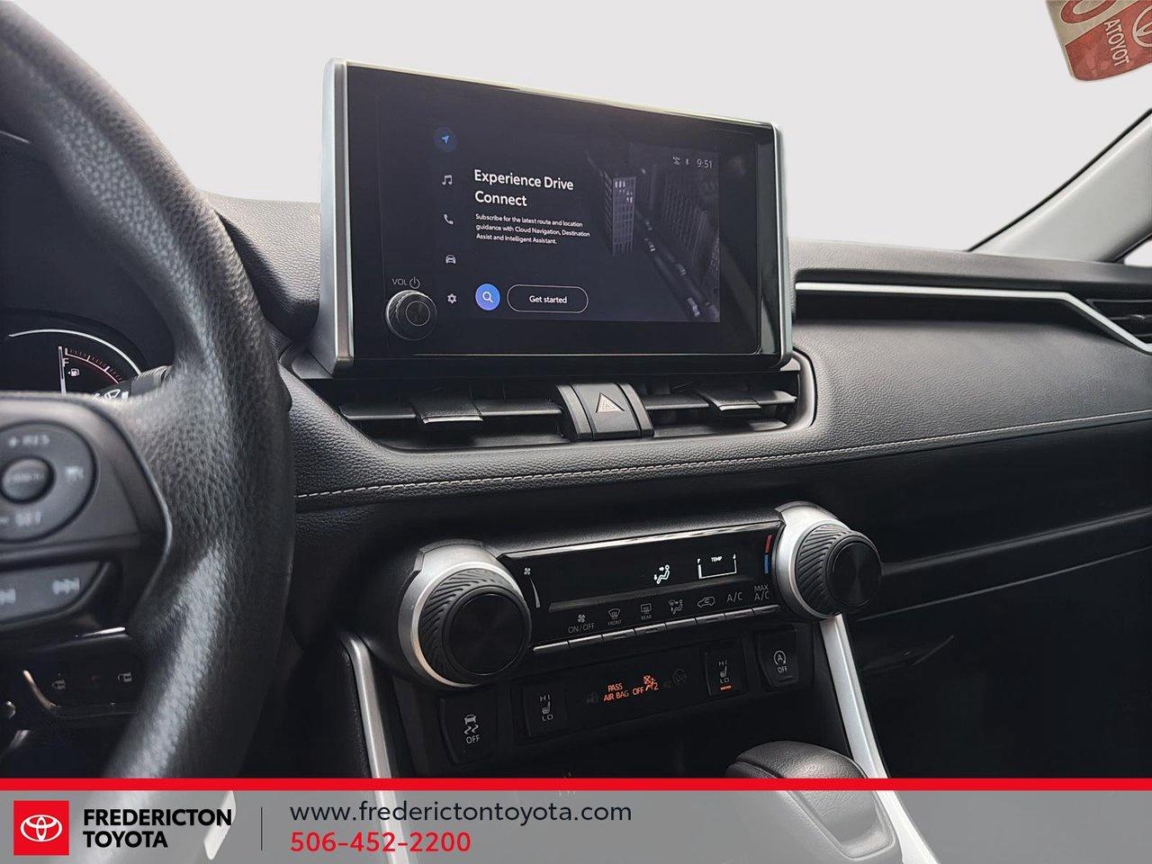 2023 Toyota RAV4 LE Photo