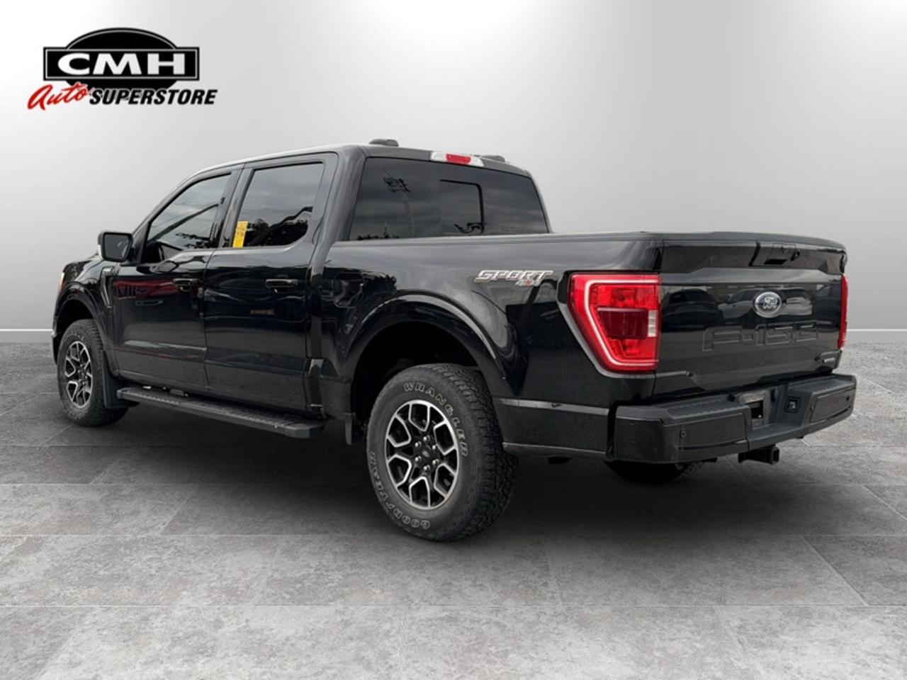 2021 Ford F-150 XLT Sport Pkg  *LOW KMS - CLEAN CARFAX* Photo3